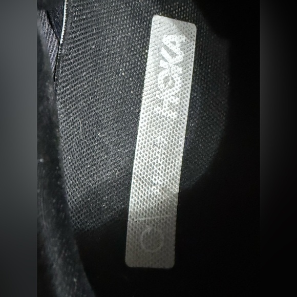 HOKA “ARAHI 7” black size 9D Women Good Condition - Picture 3 of 8